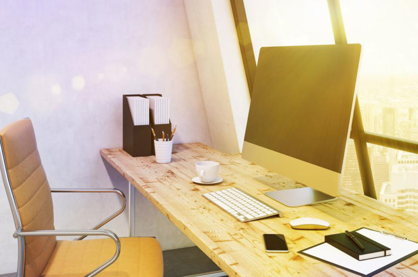 5 types of office desks to choose from