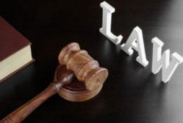 5 useful tips to hire a criminal lawyer