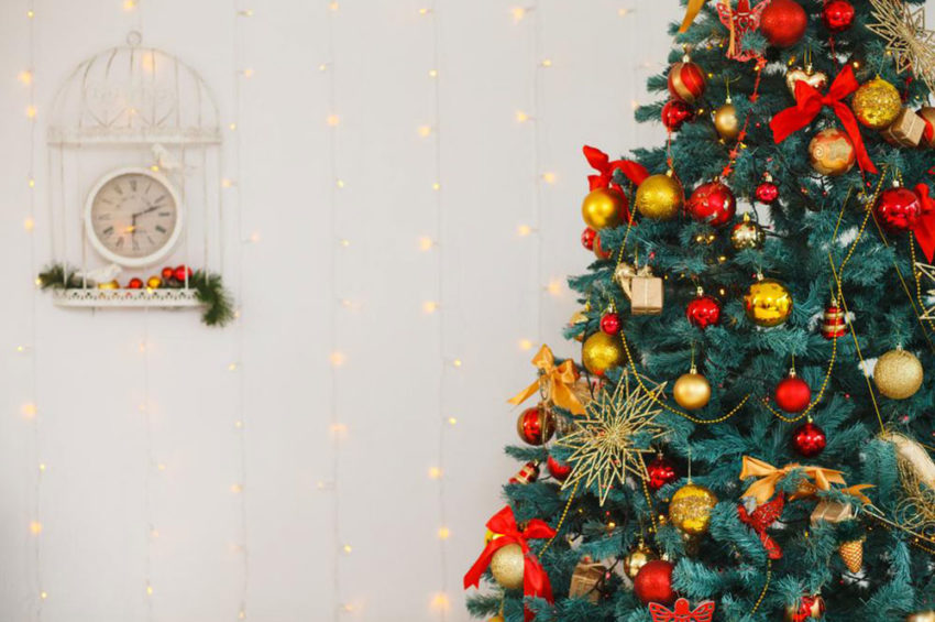 5 ways to get a great deal on a pine Christmas tree