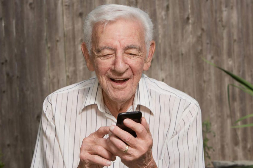 Here’s why Jitterbug cellphones are great for seniors