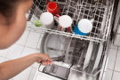 Popular brands that offer dishwasher safe dinnerware sets