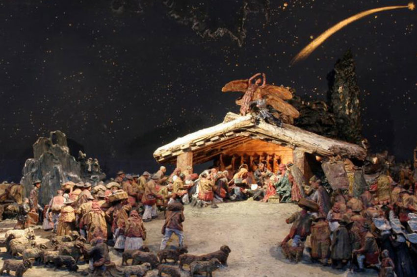 Things that the perfect Christmas crib should have