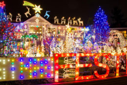 Types of outdoor Christmas lights you can choose from